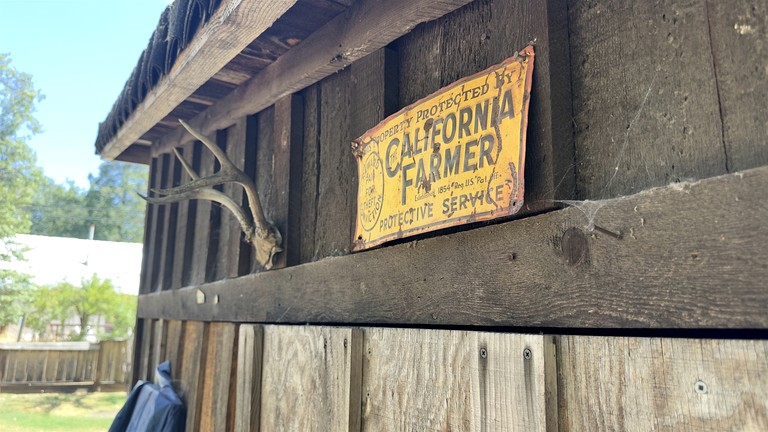 Cabins (United States of America, Castella, California)