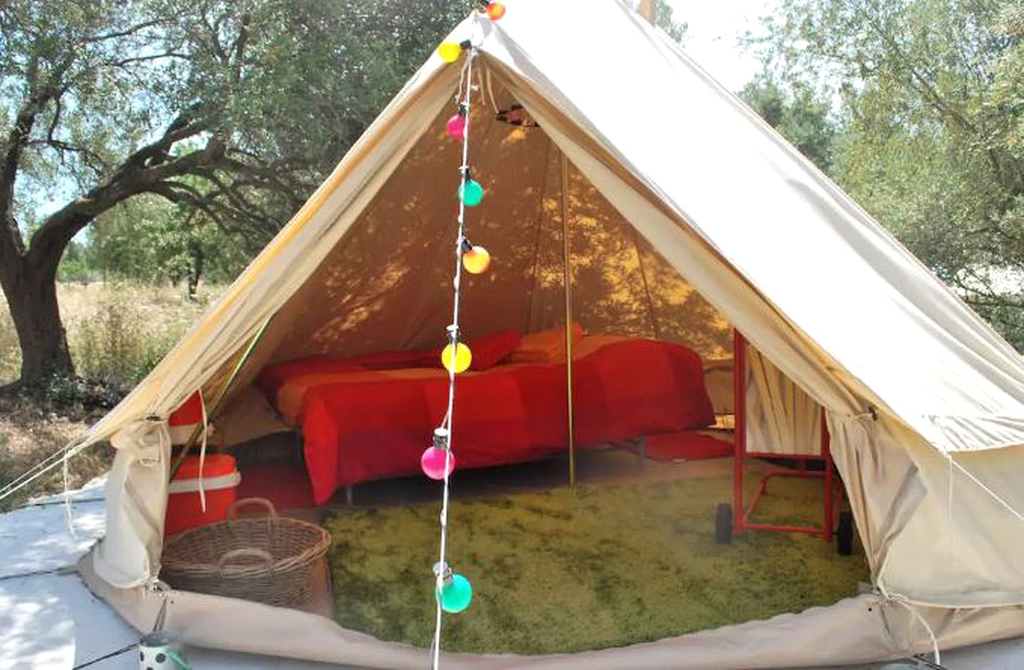 Secluded Bell Tent Rental for a Getaway in the Countryside near Syracuse, Sicily