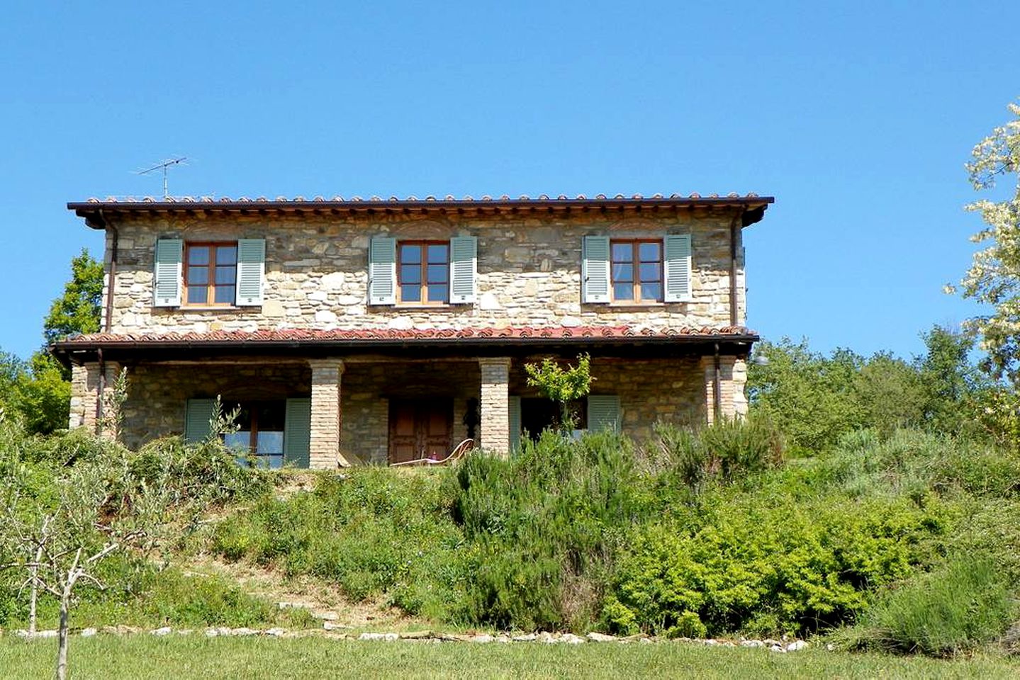 Stunning Villa Rental near Walking Trails in Arezzo, Tuscany, Italy