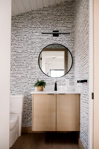 Cabins (Toronto, Ontario, Canada)