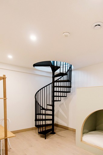 Cabins (Toronto, Ontario, Canada)