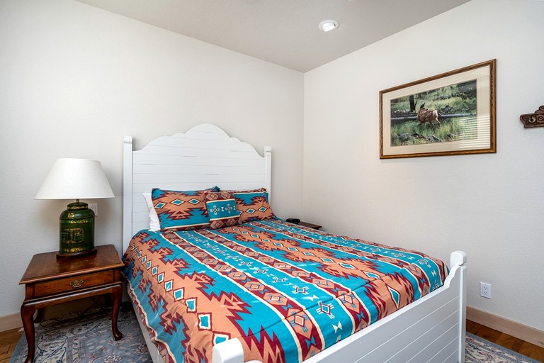 Villas (United States of America, Groveland, California)