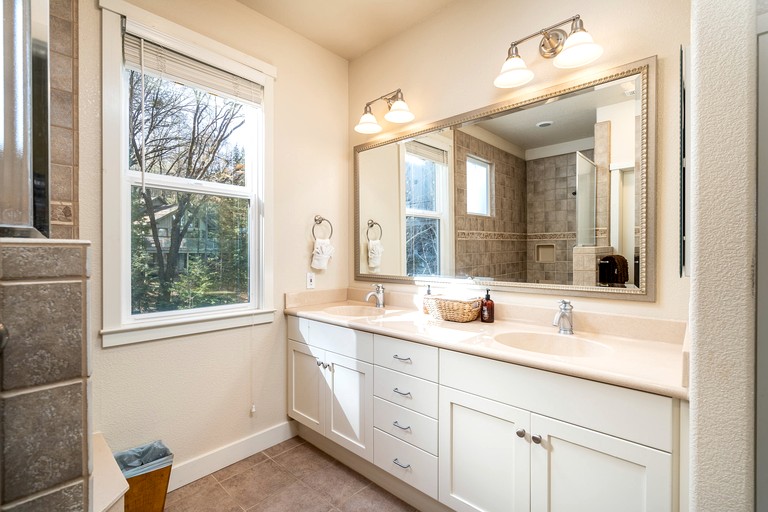 Villas (United States of America, Groveland, California)