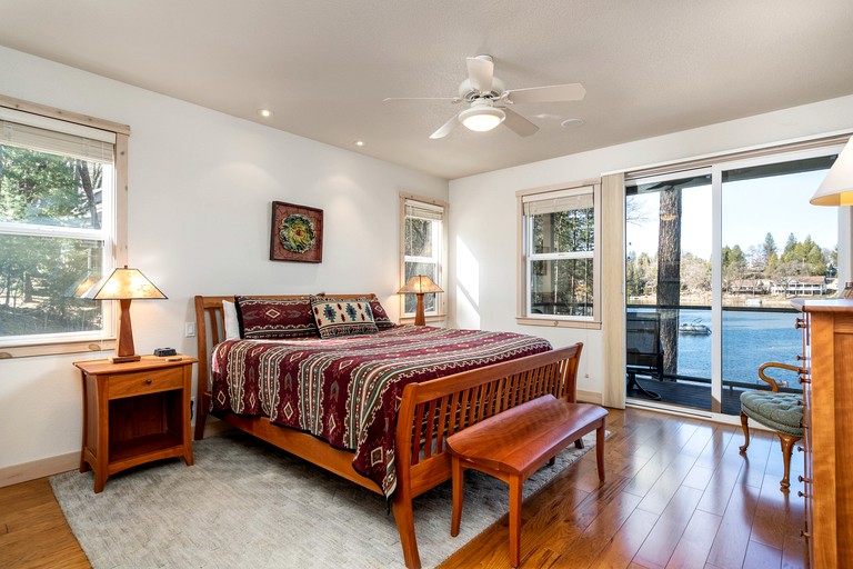 Villas (United States of America, Groveland, California)