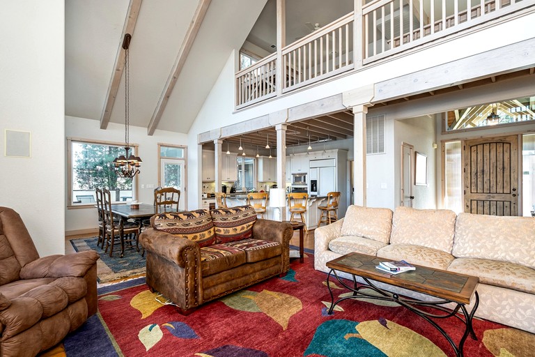 Villas (United States of America, Groveland, California)