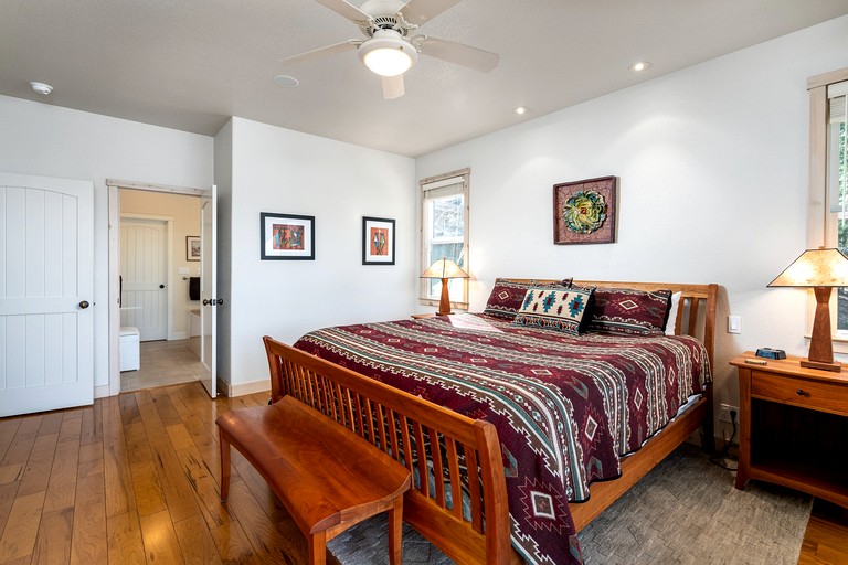 Villas (United States of America, Groveland, California)