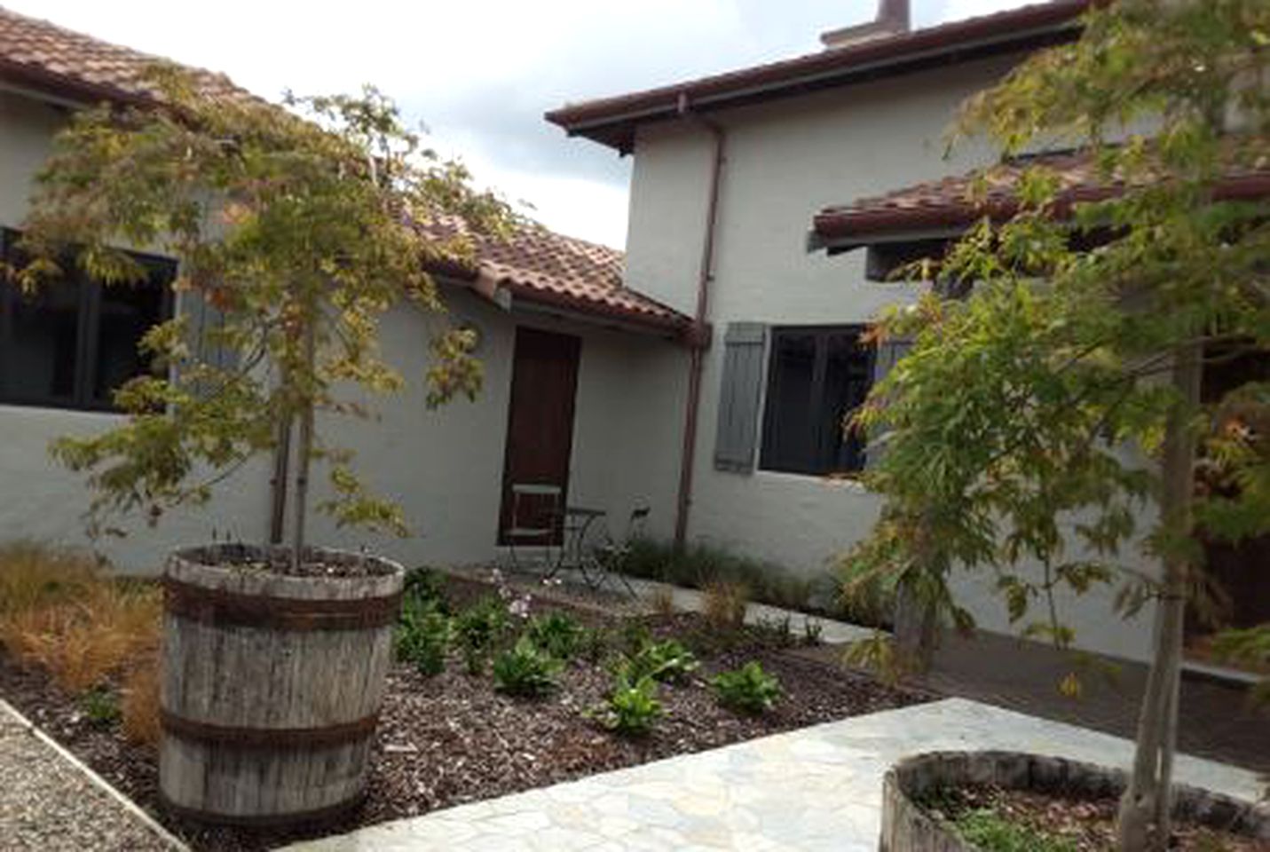 Stylish Room with Private Patio in a Bed and Breakfast near Pukekohe, Auckland