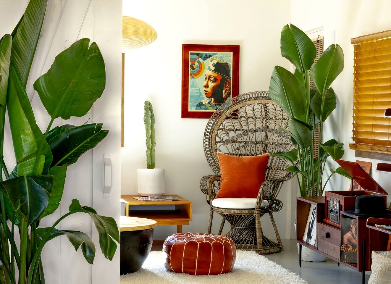 Spectacular Desert Cottage with Sauna and Jacuzzi in California