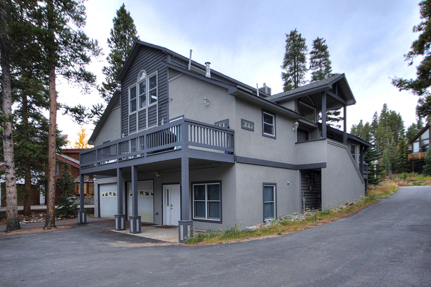 Spacious Breckenridge Cabin Rental Ideal for a Family Getaway in Colorado