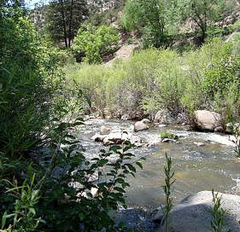 Peaceful Woodland Cottage Getaway near Jemez Springs, New Mexico