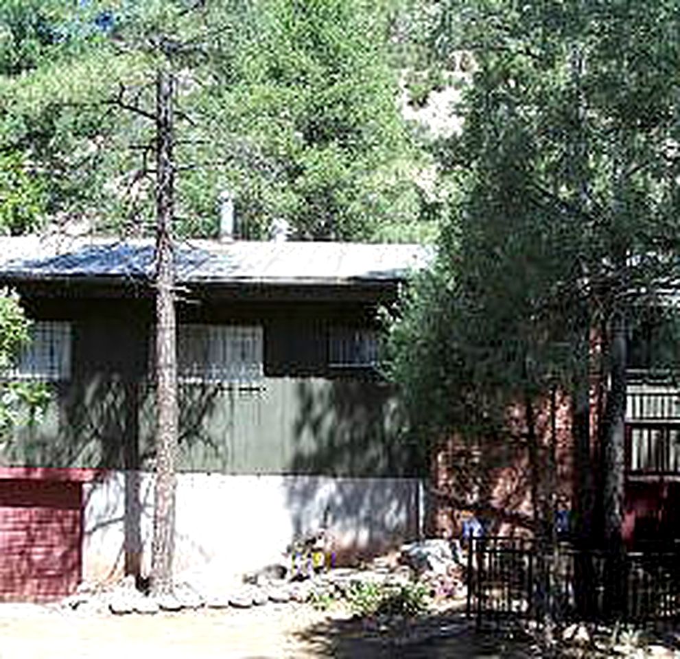 Peaceful Woodland Cottage Getaway near Jemez Springs, New Mexico