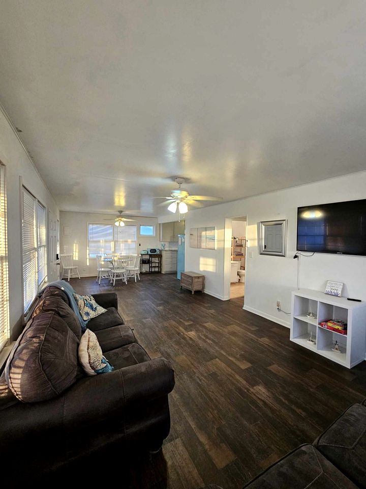 Colorful Spacious Beach House with Coast Views in Texas