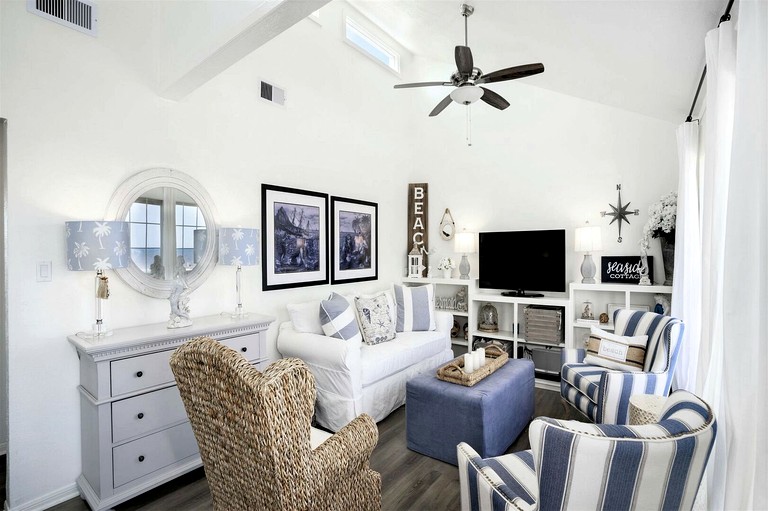 Beach Houses (United States of America, Galveston, Texas)