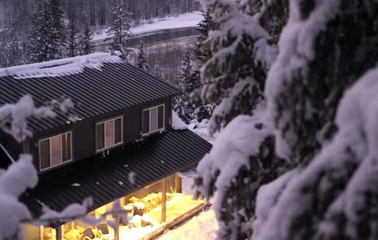 Cottages (Golden, British Columbia, Canada)