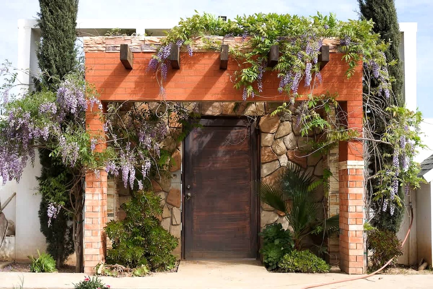 Stylish Countryside Suite with Fire Pit & Relaxing Outdoor Spaces in Baja California, Mexico