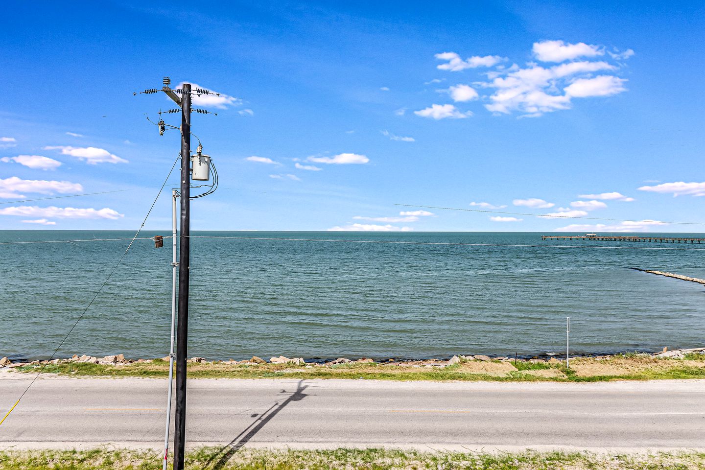 Spacious Coastal Vacation Home with Stunning Water Views near Seven Palms Resort in Fulton, Texas