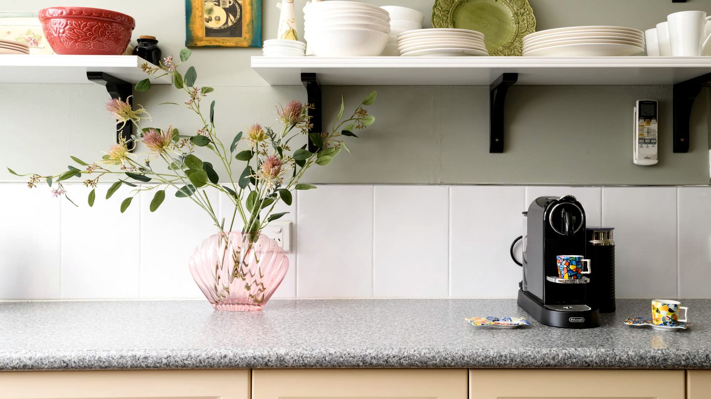 Wonderful Cabin with Fireplace in Daylesford, Victoria