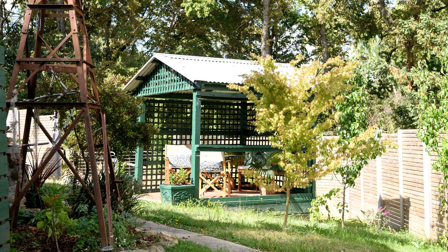 Wonderful Cabin with Fireplace in Daylesford, Victoria