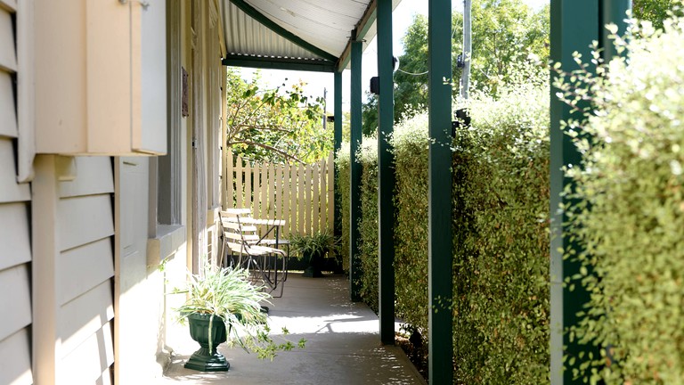 Cabins (Australia, Daylesford, Victoria)