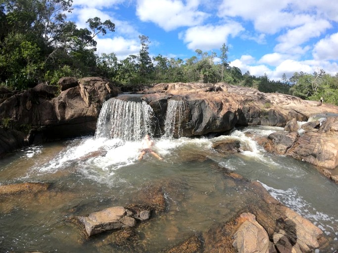 Cottages (Belize, Cristo Rey, Cayo District)