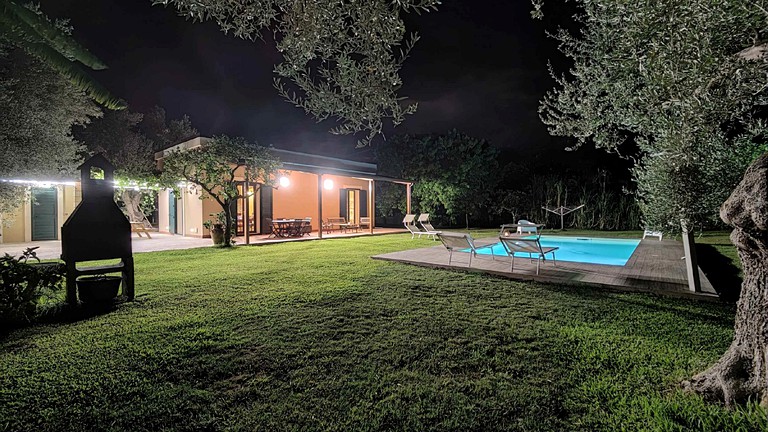 Cottages (Italy, Lido di Noto, Sicily)