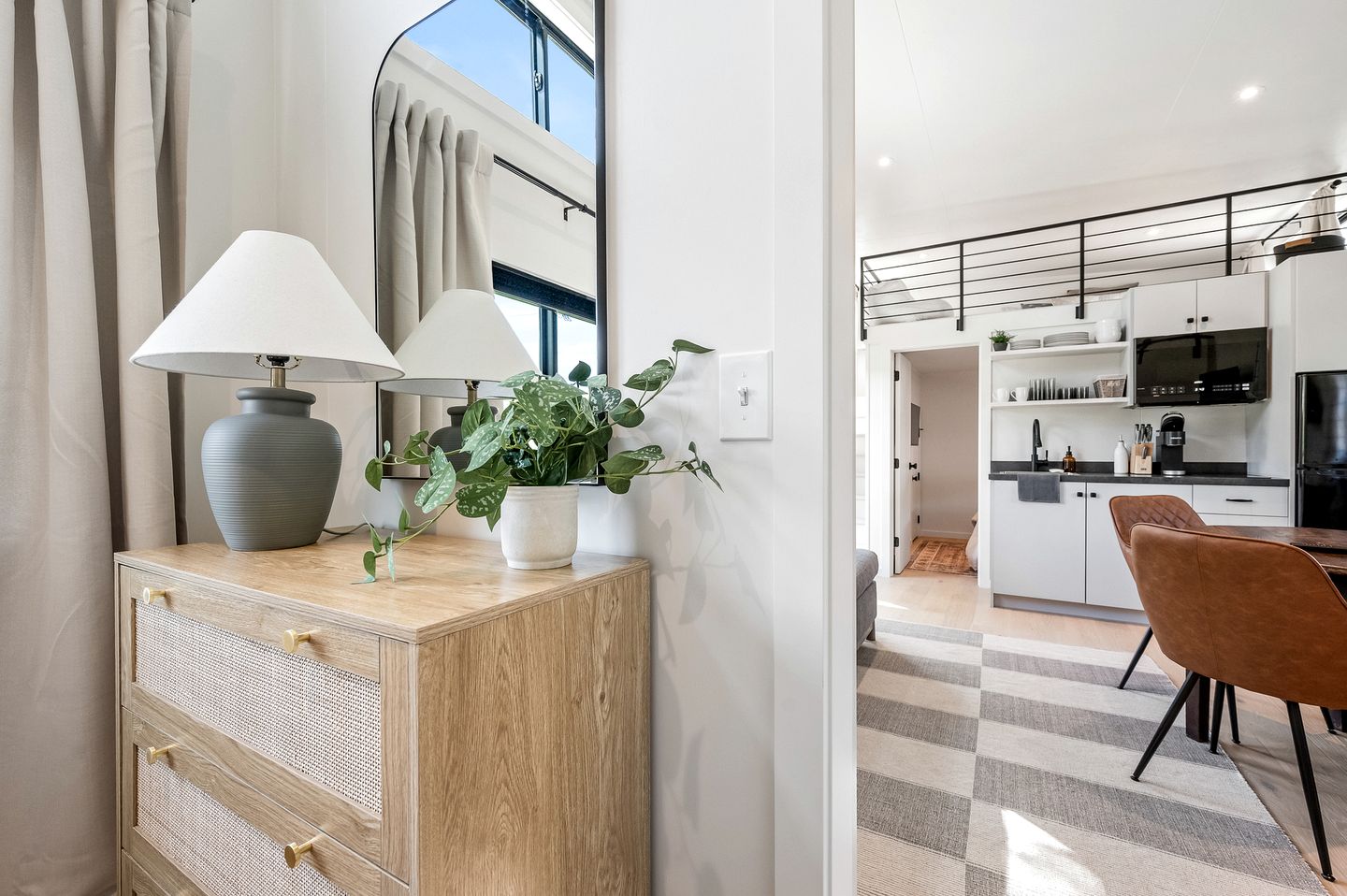 Spectacular Modern Style Tiny House in Branson, Missouri