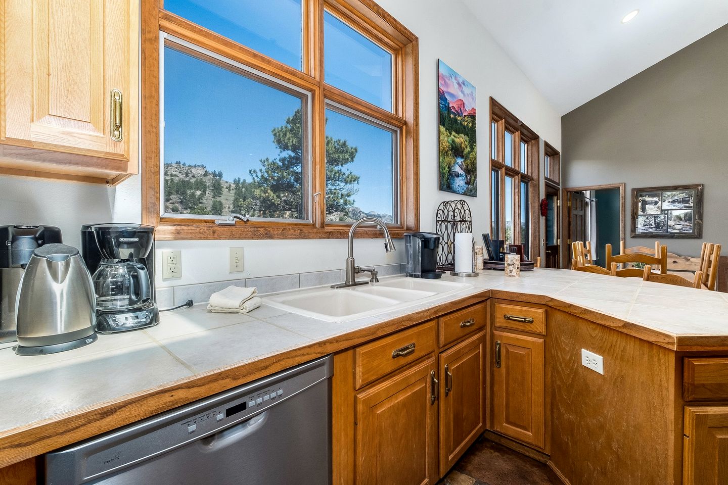 Fantastic Cabin with Stunning Views in Estes Park, Colorado