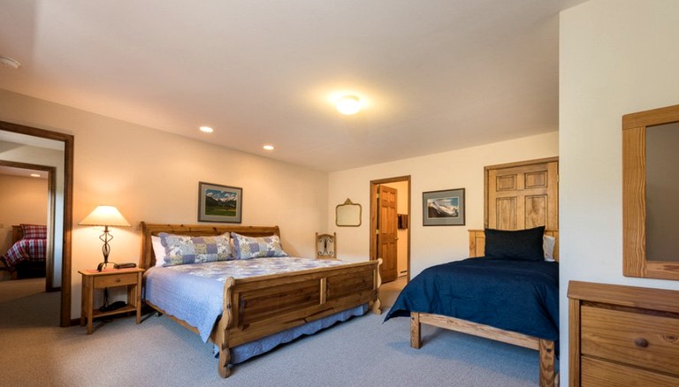 Cabins (United States of America, Estes Park, Colorado)