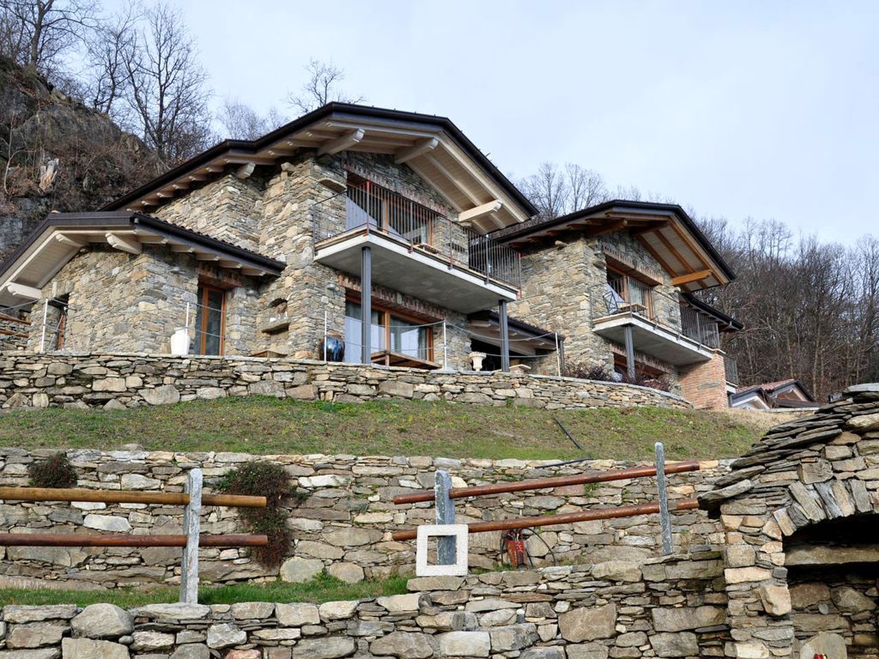 Luxurious Vacation Rental near the Switzerland Border in the Lombardi Region of Italy