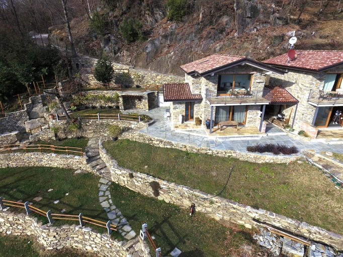 Private Islands (Maccagno, Lombardy, Italy)