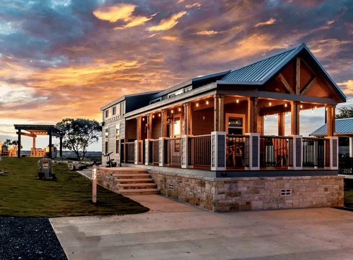 Spacious and Inviting Tiny Home Retreat with Resort-Style Pool and Amenities Near Fredericksburg, TX