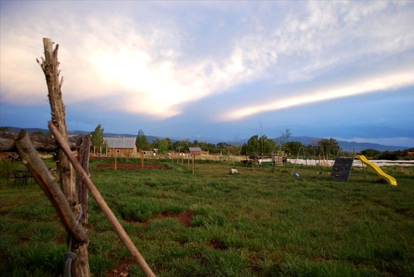 Glamping Vacation Rental on New Mexico Farmland near Carson National Forest