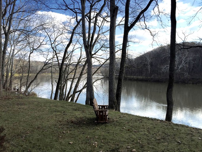 Cabins (Luray, Virginia, United States)