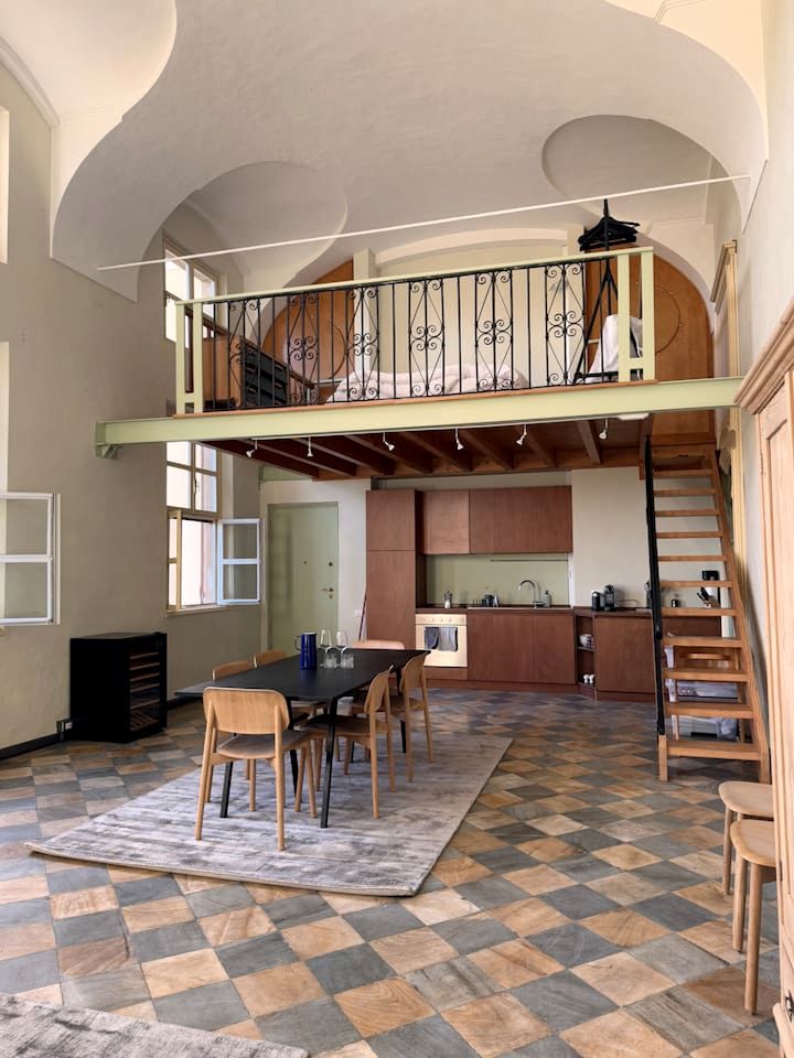 Elegant Heritage Apartment with Private Terrace & Pool near Monferrato Vineyards, Rinco, Ital