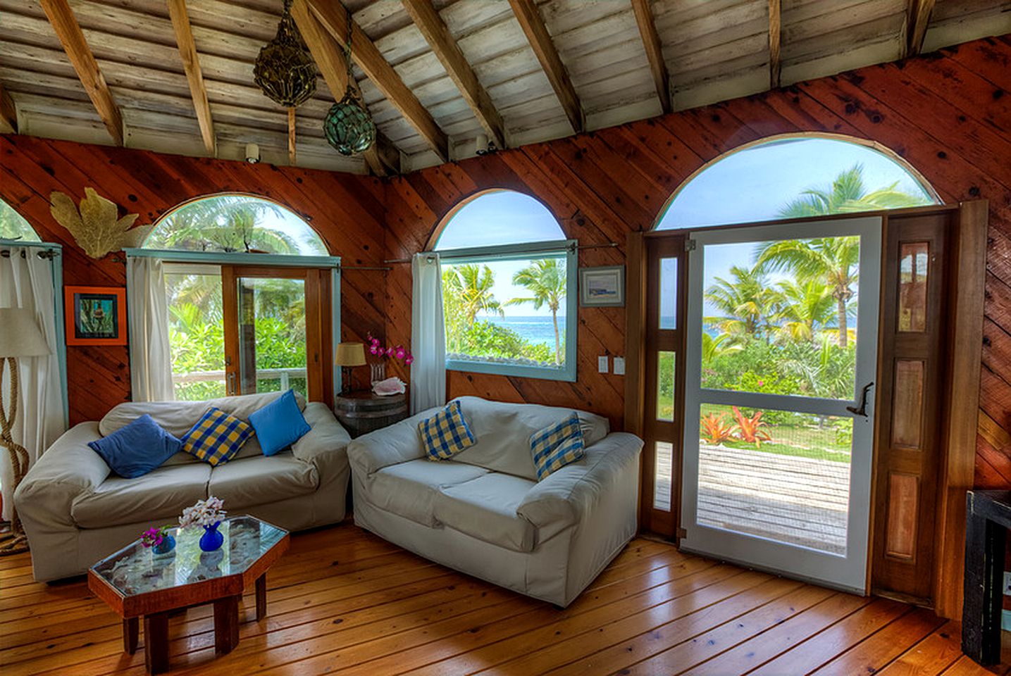 Fabulous Beach Cottage Rental with Amazing Views on Eleuthera Island, Bahamas