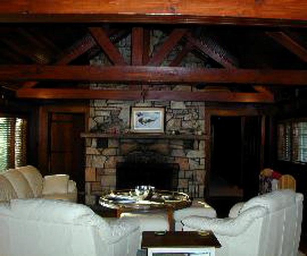 Cabins (South Colton, New York, United States)