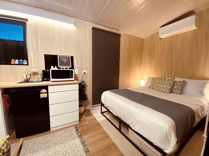 Tiny Houses (Australia, Taggerty, Victoria)