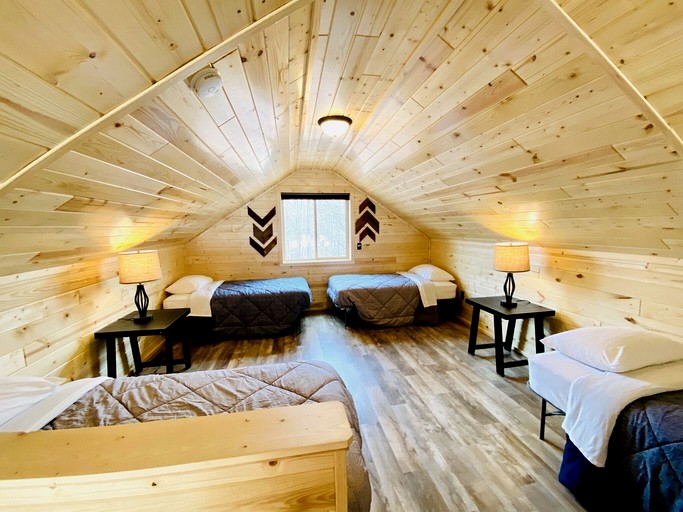 Cabins (United States of America, Stone Lake, Wisconsin)