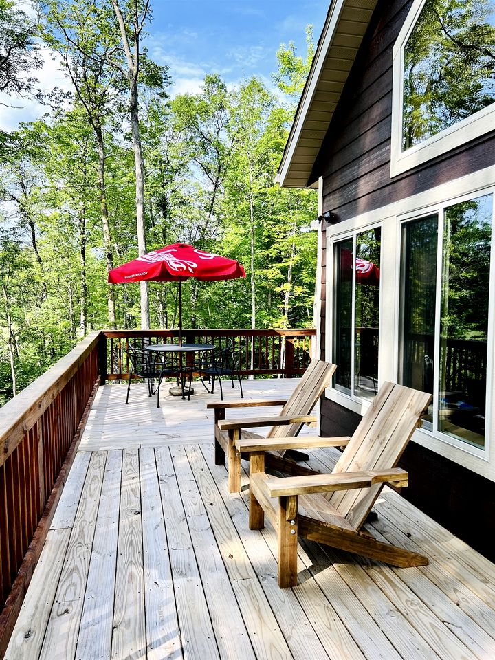 Group Lake Cabin with Ping Pong Table Loaded with Kayaks in Wisconsin