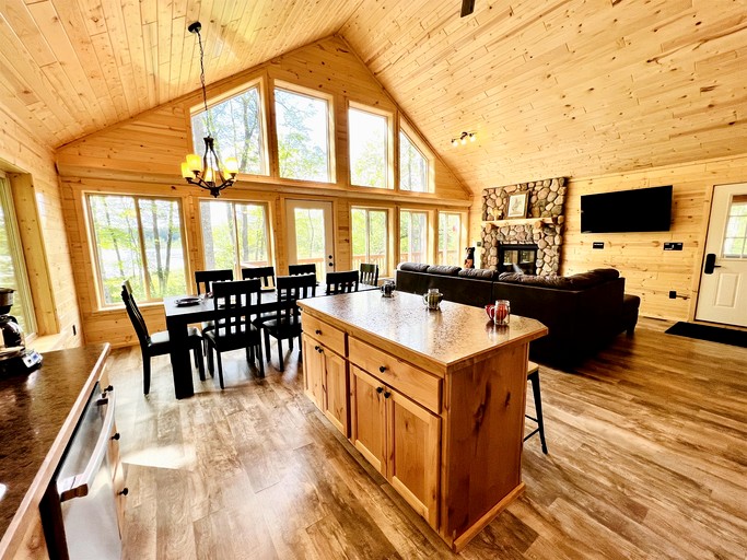 Cabins (United States of America, Stone Lake, Wisconsin)