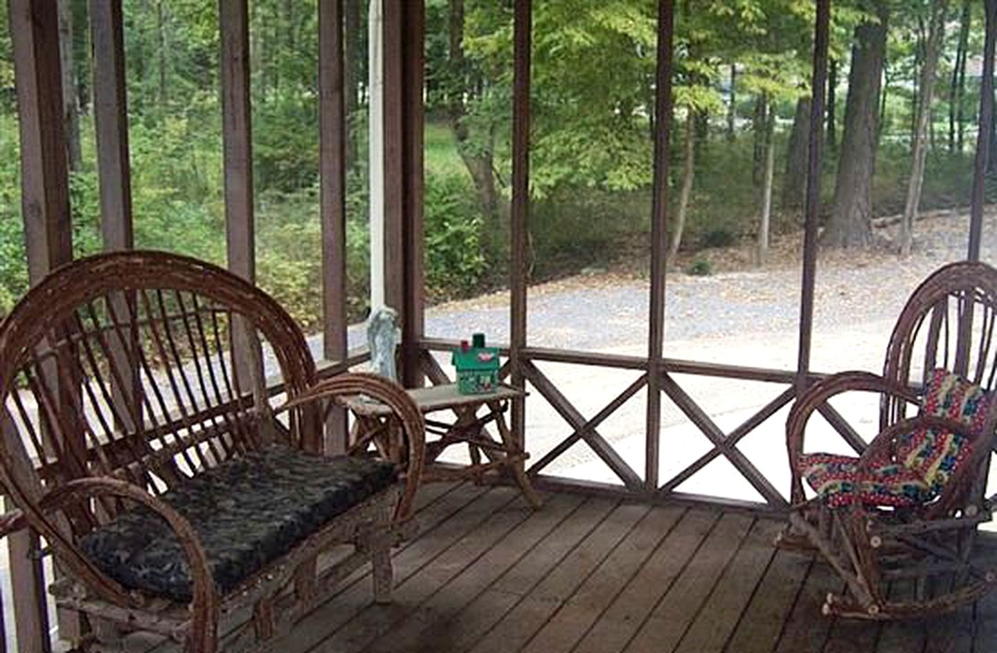 Waterfront Cottage with Private Beach on Tennessee River in Guntersville, Alabama