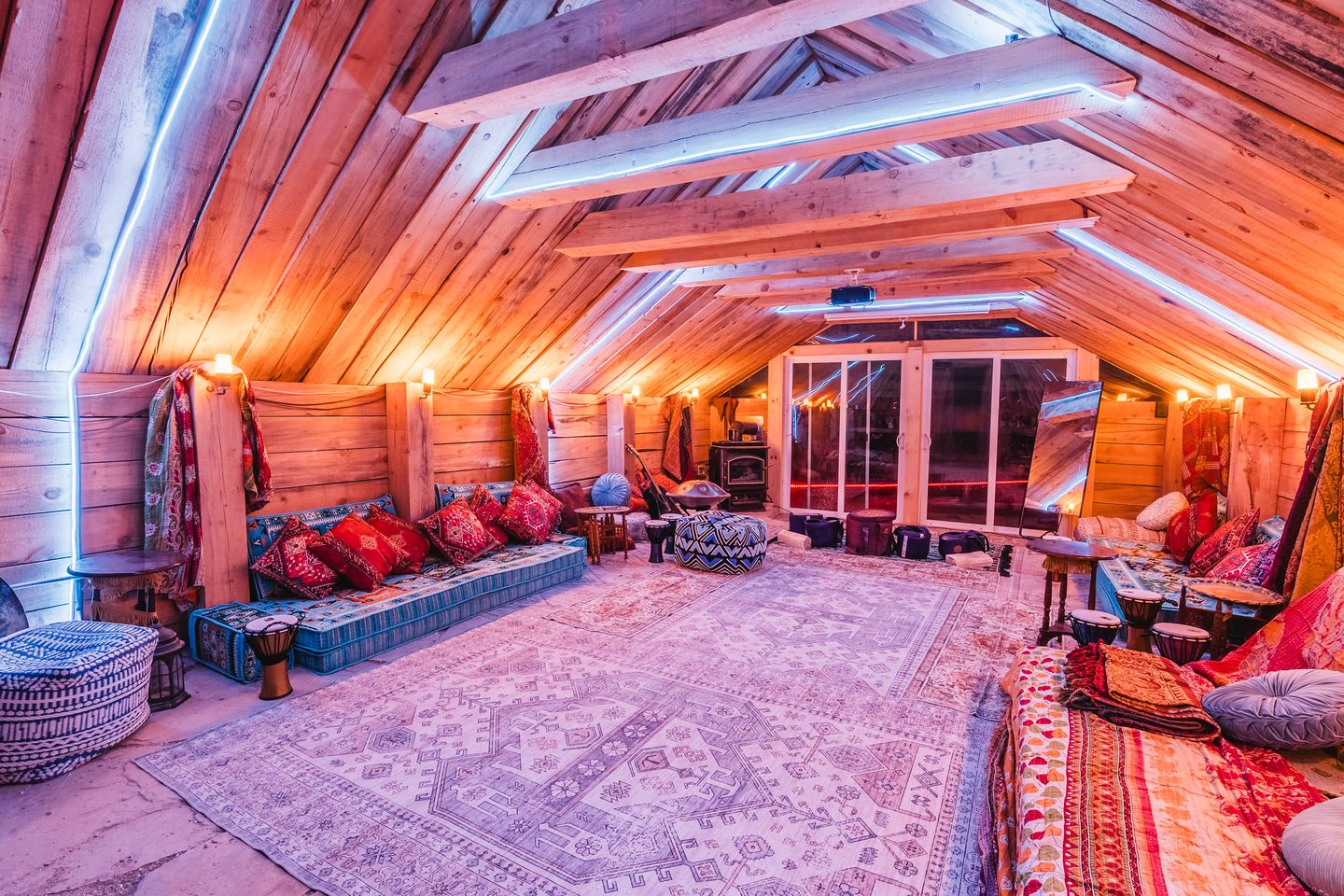Spectacular Cave Perfect for Families or Groups in Utah