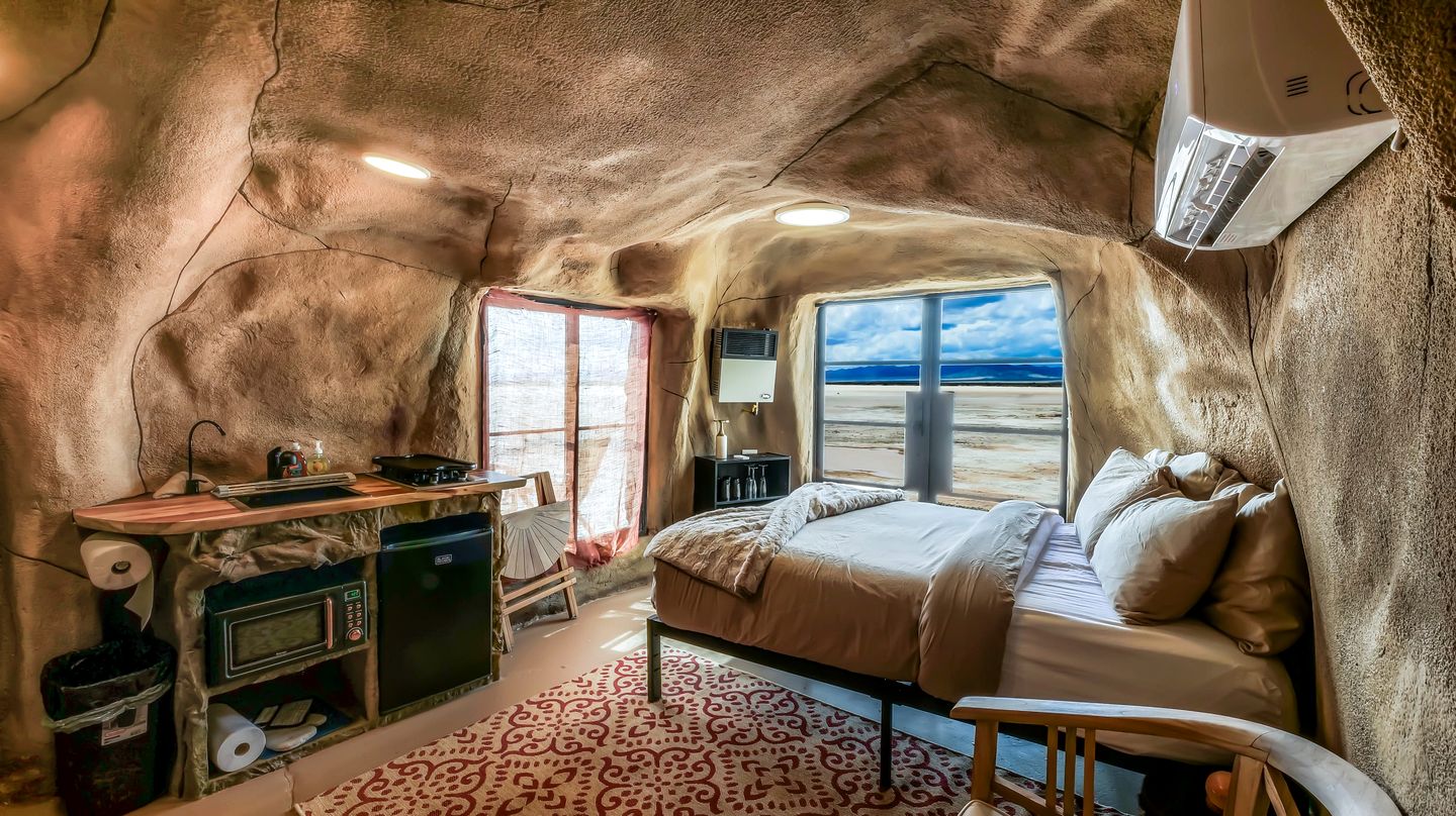 Unique Cave with Incredible Desert Panoramic Views in Utah