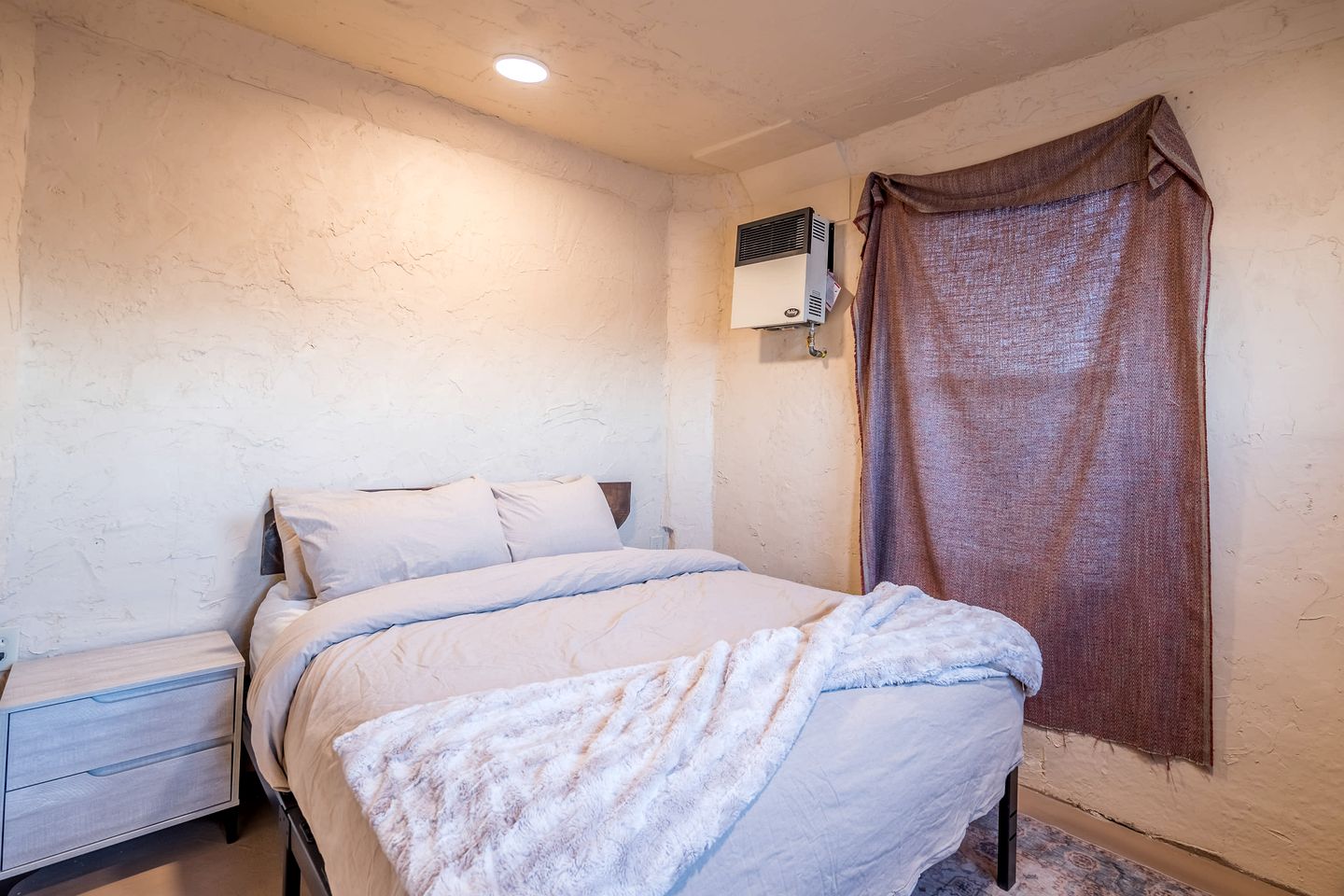 Luxury Cave Fantastic for a Great Glamping Experience in Utah