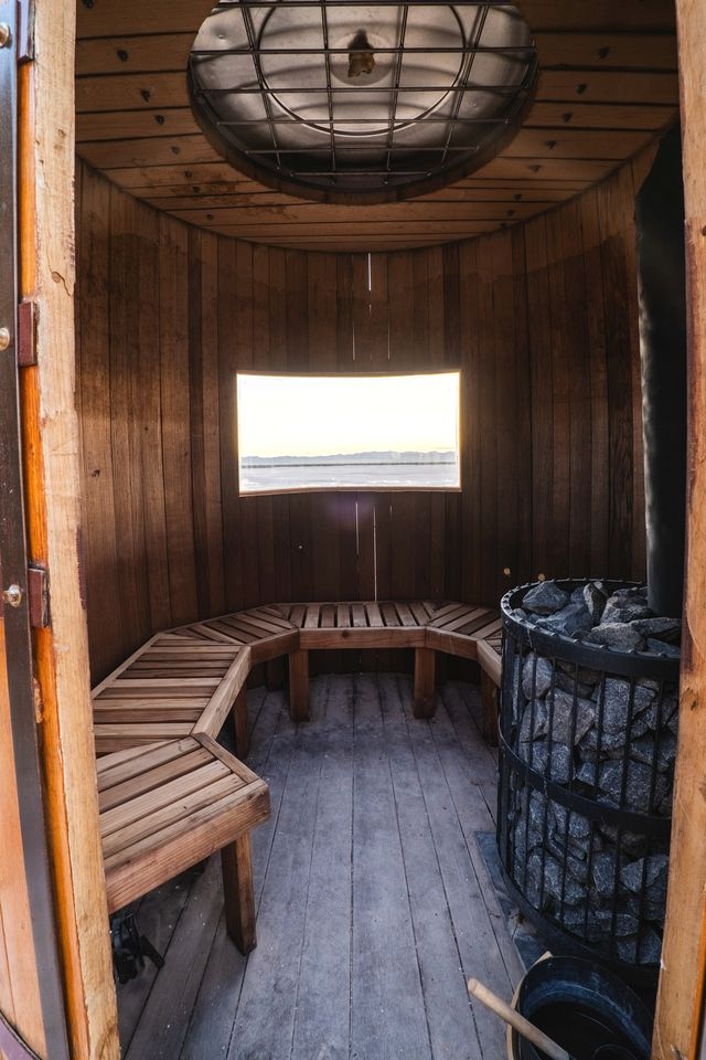 Luxury Cave Fantastic for a Great Glamping Experience in Utah