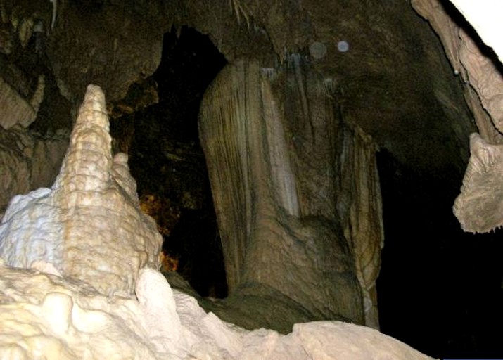 Nature Lodges (Lewisburg, West Virginia, United States)