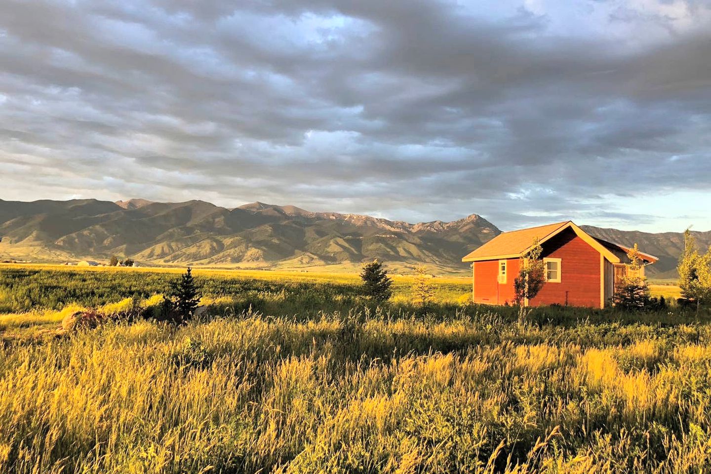 Ross Creek Cabins, Cabins 58227, Belgrade, United States of America