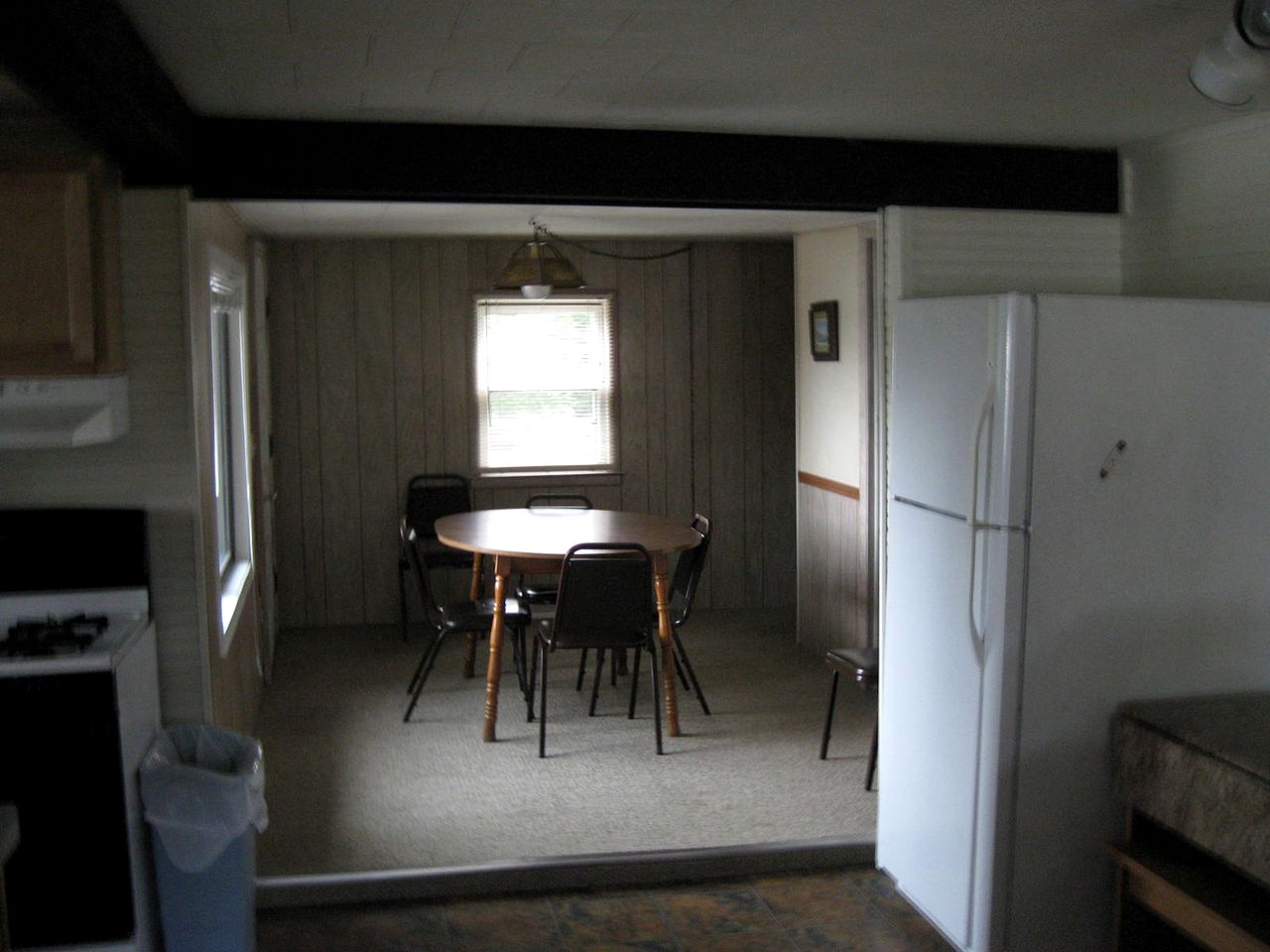 Cedar Bay Resort, Cabins 24059, Presque Isle, United States of America