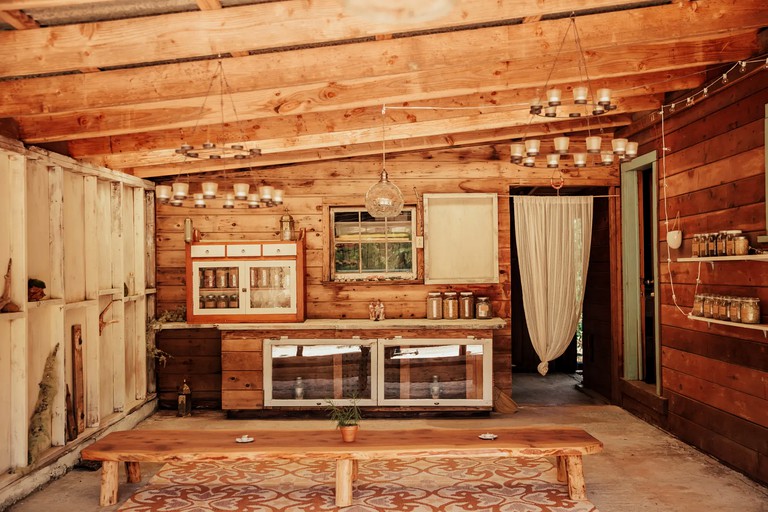 Cedar Bloom, AFrames 57911, Cave Junction, United States of America