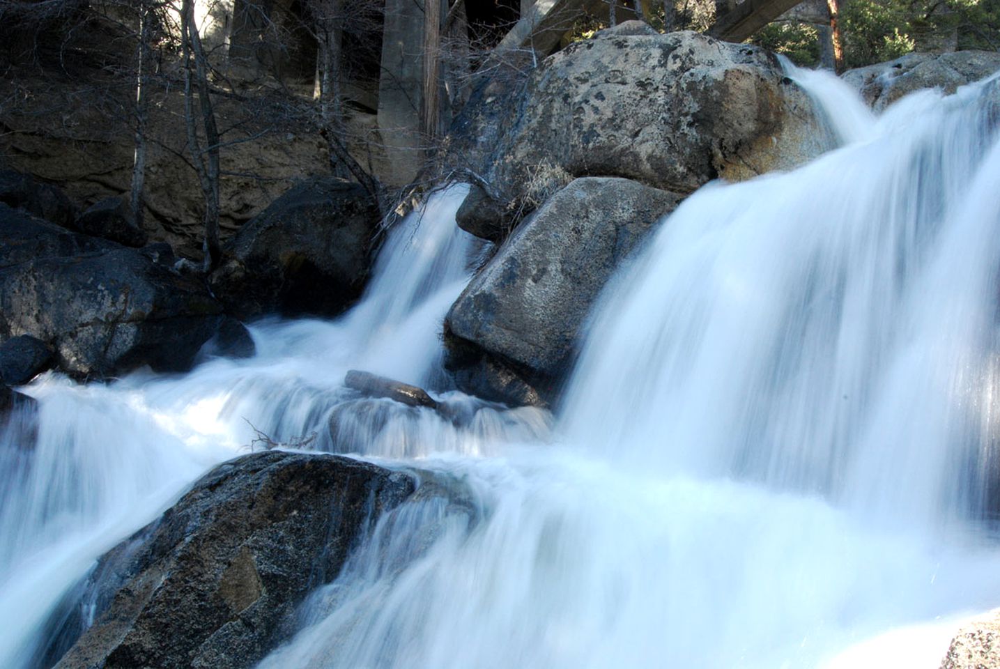 One-Room Log Cabin Rental near Yosemite National Park in Groveland, California